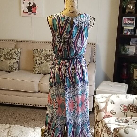 Lily Rose Maxi Dress Size S - Picture 4 of 8